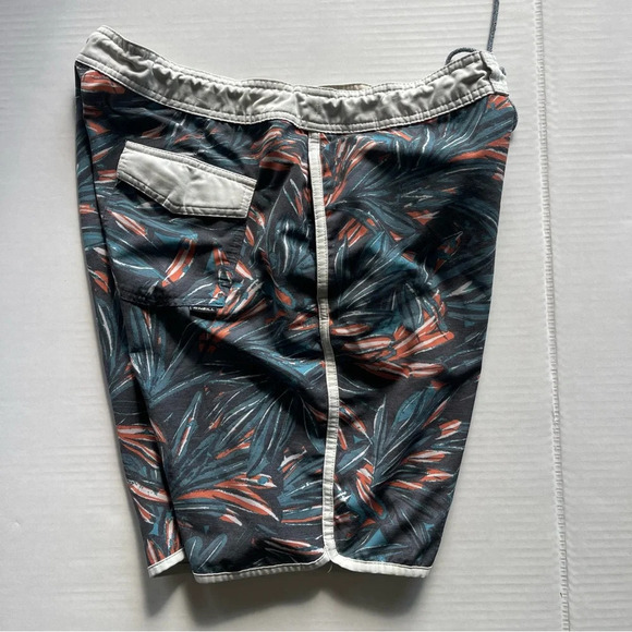 O’Neil Broad shorts Hawaiian Style Men size 34 - Picture 12 of 12